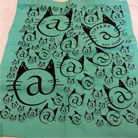 NEW RARE TIFFANY & CO. Cat Street Tote Bag Japan Harajuku Exhibition Museum - Picture 5 of 9